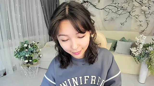 AgnieszkaBanana online show from September 2025 07:30:01 PM