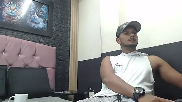 Snapshot of Chris_Dick23 chatting on October 2025 05:08:01 AM Chris Dick23 online show from October 2025 05:08:01 AM