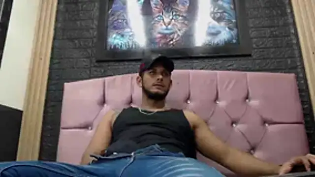 Snapshot of Chris_Dick23 chatting on November 2025 04:55:01 AM Chris Dick23 online show from November 2025 04:55:01 AM