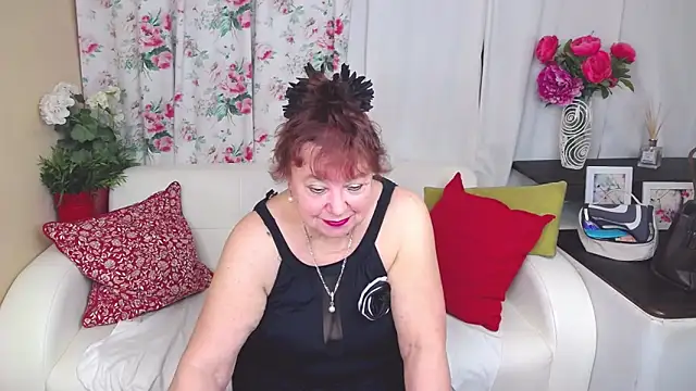YourHotGranny online show from December 2024 12:22:02 PM