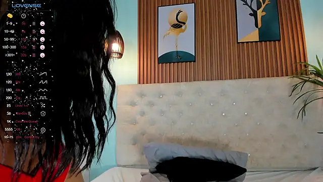 NicolleeEvanss online show from December 2024 07:43:02 PM