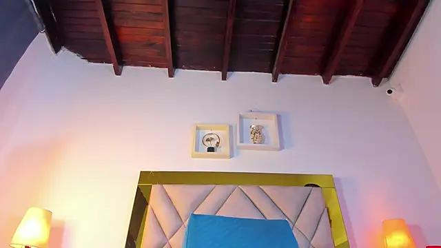 nicole grace0 online show from October 2025 12:12:02 PM