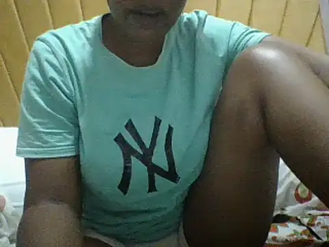 Snapshot of nastygirl- chatting on January 2025 10:12:01 PM nastygirl- online show from January 2025 10:12:01 PM