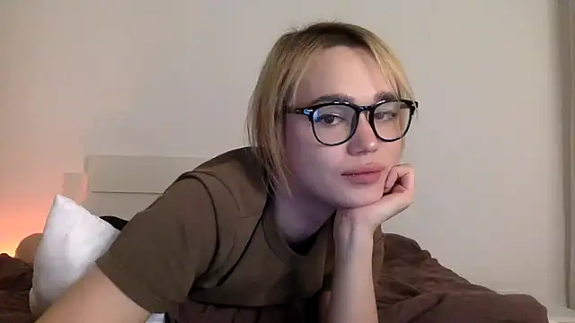 Mary Geyson0 online show from February 2025 11:17:01 PM