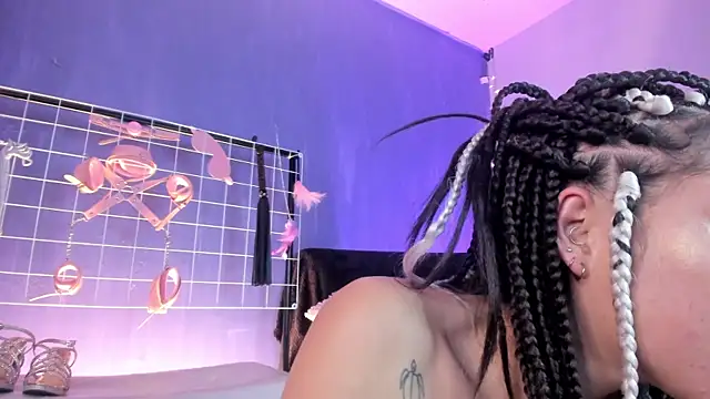 Hellen dumont online show from January 2025 05:22:01 AM