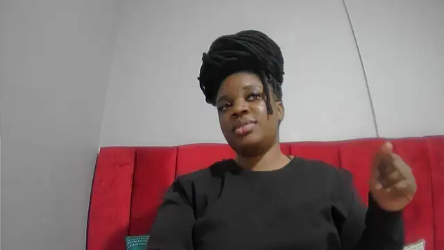 Snapshot of assqueenxx chatting on October 2025 06:08:02 PM assqueenxx online show from October 2025 06:08:02 PM