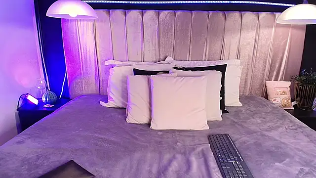 Ely Maldox online show from March 2025 12:04:02 PM