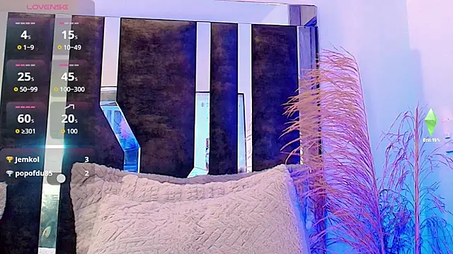 Snapshot of honey_skin chatting on November 2025 01:34:02 PM honey skin online show from November 2025 01:34:02 PM