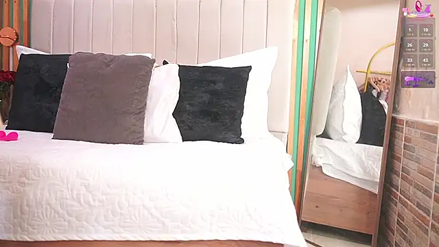 Snapshot of katlyn_martins chatting on October 2025 02:39:02 PM katlyn martins online show from October 2025 02:39:02 PM