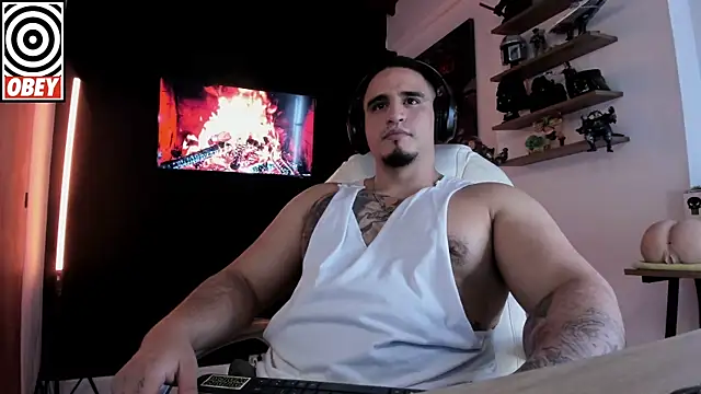 Snapshot of kingbear777 chatting on October 2025 02:20:01 AM kingbear777 online show from October 2025 02:20:01 AM