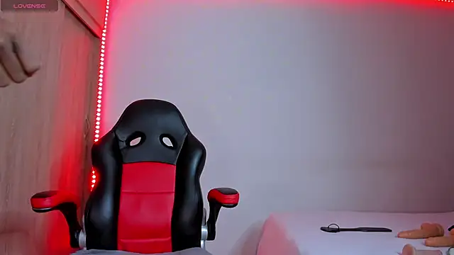 Snapshot of barbiee_ebony chatting on November 2025 04:03:01 AM barbiee ebony online show from November 2025 04:03:01 AM