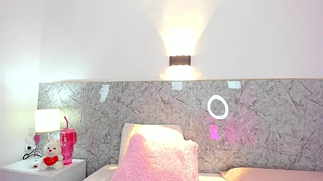 Mia rom11 online show from December 2024 03:26:01 PM