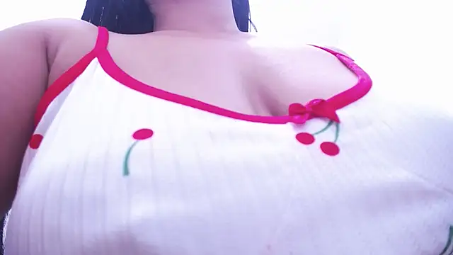 Snapshot of Letty_Plugxo chatting on February 2025 04:22:01 PM Letty Plugxo online show from February 2025 04:22:01 PM