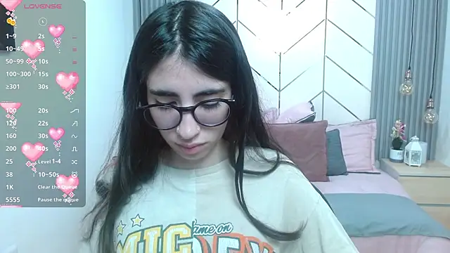 LenaRoses online show from December 2024 05:32:02 PM