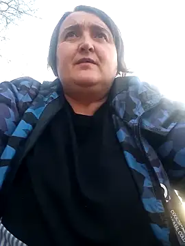 Snapshot of Liluboobs chatting on March 2025 03:07:02 PM Liluboobs online show from March 2025 03:07:02 PM