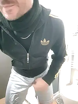 Snapshot of gilera250s chatting on January 2025 02:34:01 PM gilera250s online show from January 2025 02:34:01 PM