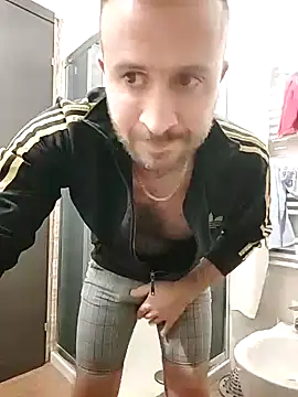 Snapshot of gilera250s chatting on January 2025 08:33:01 PM gilera250s online show from January 2025 08:33:01 PM