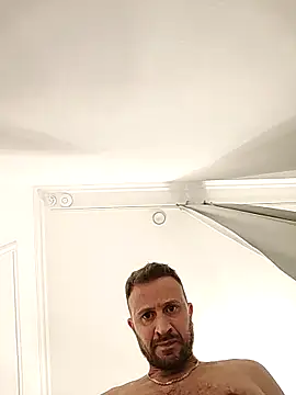 Snapshot of gilera250s chatting on September 2025 08:35:02 PM gilera250s online show from September 2025 08:35:02 PM