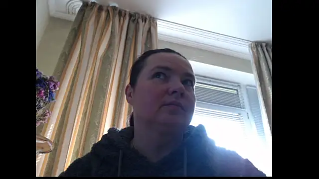 Snapshot of amorelara chatting on September 2025 08:31:02 AM amorelara online show from September 2025 08:31:02 AM