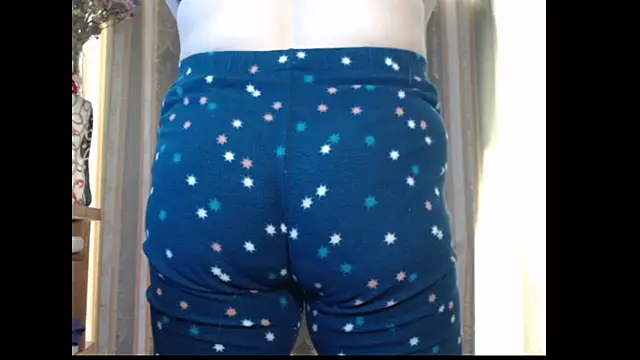 Snapshot of amorelara chatting on October 2025 08:15:02 AM amorelara online show from October 2025 08:15:02 AM