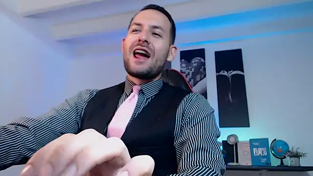 Jerry hot1 online show from January 2025 12:04:02 PM