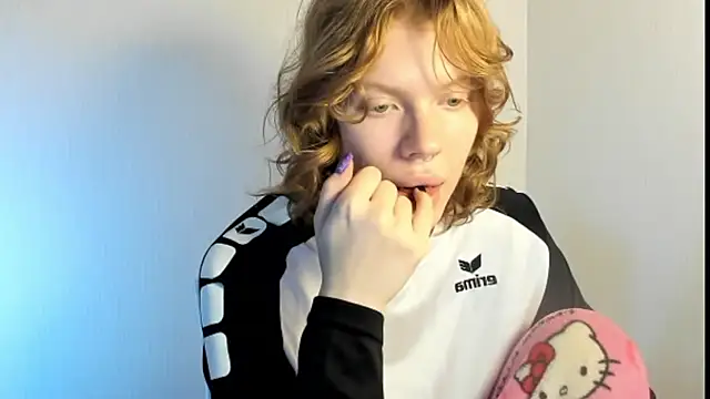 StellaDavis online show from October 2025 08:15:01 AM