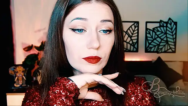 Snapshot of MissBeverlyMills chatting on March 2025 08:38:01 AM MissBeverlyMills online show from March 2025 08:38:01 AM