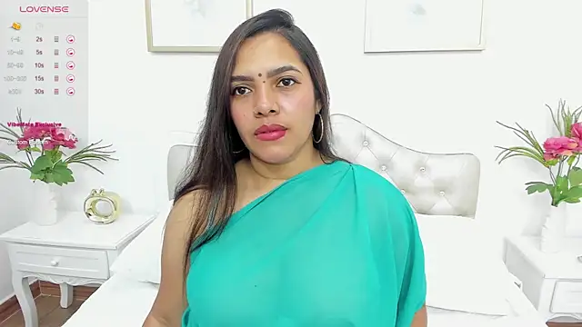 krishaa  online show from December 2024 01:13:02 PM