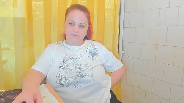 Snapshot of Adelamilfsex chatting on January 2025 09:13:01 PM Adelamilfsex online show from January 2025 09:13:01 PM