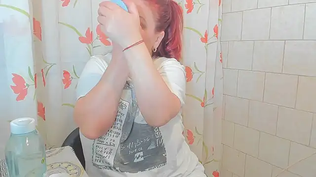 Snapshot of Adelamilfsex chatting on February 2025 10:25:01 PM Adelamilfsex online show from February 2025 10:25:01 PM