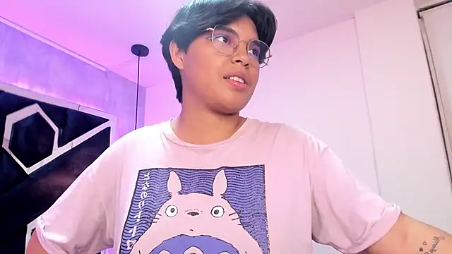 Snapshot of Emmapark_ chatting on February 2025 08:11:02 PM Emmapark online show from February 2025 08:11:02 PM