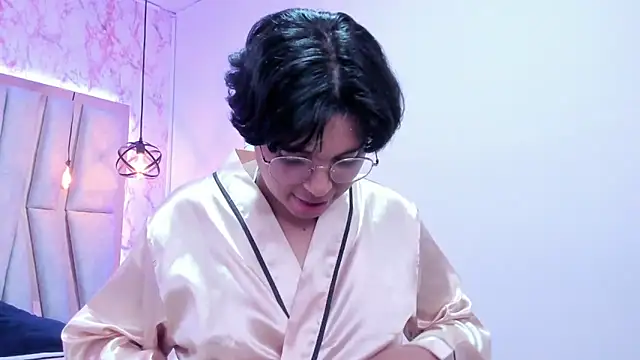 Snapshot of Emmapark_ chatting on March 2025 10:27:02 PM Emmapark online show from March 2025 10:27:02 PM