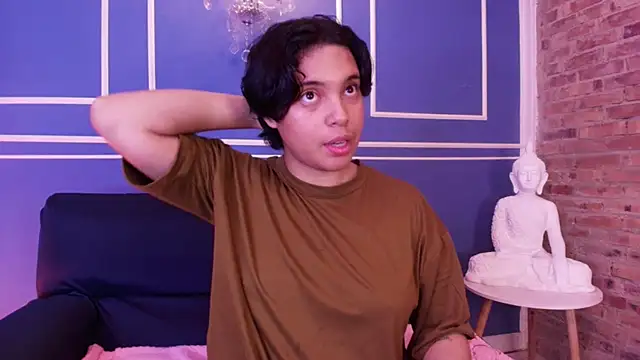 Snapshot of Emmapark_ chatting on November 2025 01:04:01 AM Emmapark online show from November 2025 01:04:01 AM