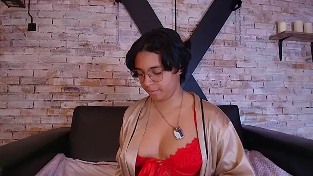 Snapshot of Emmapark_ chatting on December 2025 02:33:01 PM Emmapark online show from December 2025 02:33:01 PM