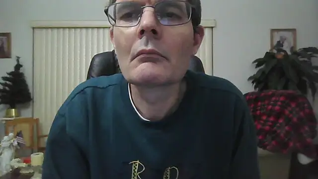 Copfiremen4566 online show from December 2024 03:04:02 AM