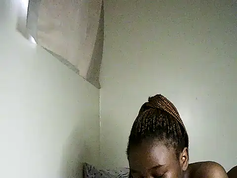 Snapshot of Novah_ chatting on September 2025 08:41:02 AM Novah online show from September 2025 08:41:02 AM