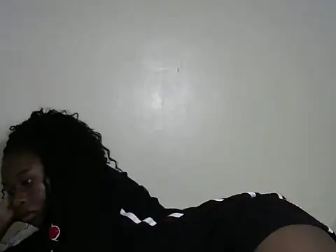 Snapshot of Novah_ chatting on October 2025 01:56:02 PM Novah online show from October 2025 01:56:02 PM