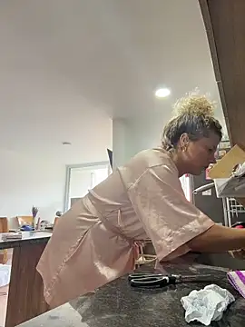 Georgiafox online show from October 2025 03:51:01 PM