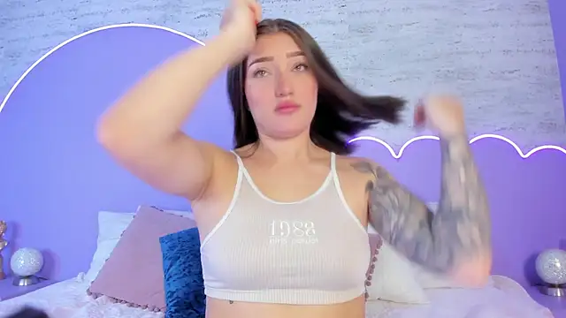 Snapshot of Giaa_Ross chatting on November 2025 07:36:02 PM Giaa Ross online show from November 2025 07:36:02 PM