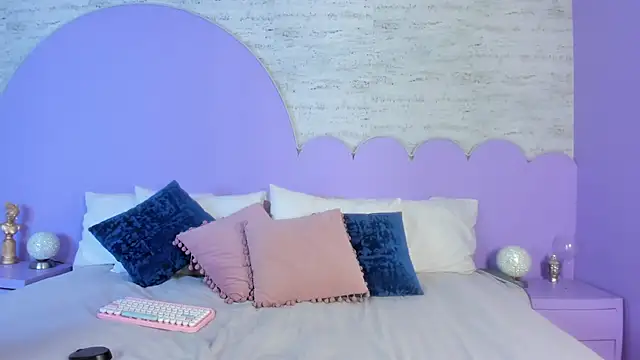 Snapshot of Giaa_Ross chatting on December 2025 07:41:01 PM Giaa Ross online show from December 2025 07:41:01 PM