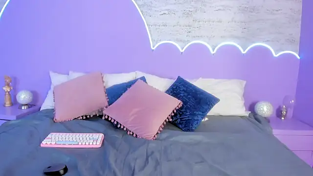 Snapshot of Giaa_Ross chatting on December 2025 07:45:02 PM Giaa Ross online show from December 2025 07:45:02 PM