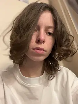 Snapshot of RinaMood chatting on October 2025 08:45:02 AM RinaMood online show from October 2025 08:45:02 AM