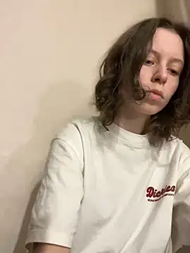 Snapshot of RinaMood chatting on October 2025 11:00:02 AM RinaMood online show from October 2025 11:00:02 AM