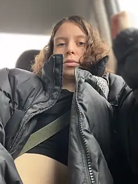 Snapshot of RinaMood chatting on October 2025 06:04:02 AM RinaMood online show from October 2025 06:04:02 AM