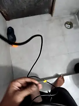 Self-satisfied online show from November 2025 07:13:01 PM