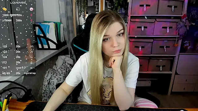 omg lina online show from December 2024 01:42:02 PM