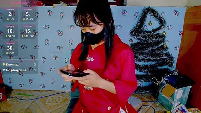   Saphia   online show from January 2025 06:04:02 PM