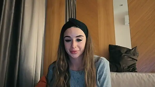 your bunnygirl online show from September 2025 04:56:01 PM