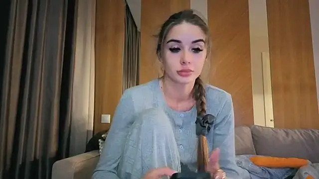 your bunnygirl online show from October 2025 05:53:02 PM