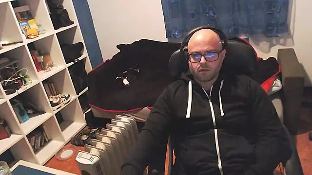 ravingr4d4 online show from February 2025 10:04:02 PM